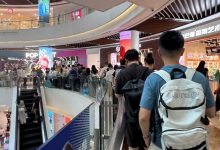 迷你版LABUBU一分钟售罄后，次日自提的消费者排长队-程序员中文网