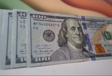 华尔街乐观押注:利率降幅将远超美联储预测-程序员中文网